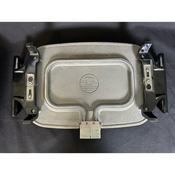 Presto Mid-century Style High Dome Electric Skillet 15”x 11” - Picture 5 of 8